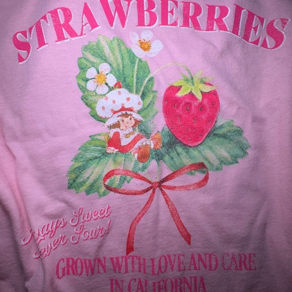Pink Strawberry Shortcake Graphic Tee - Picture 2 of 3